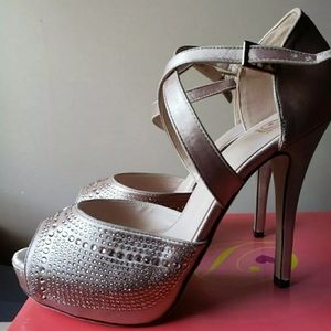 Womens High Heel Peep Toe Size 11 New